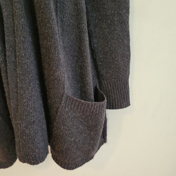 Theory M Black Wool Knit Cardigan Sweater EBELLINA LORYELLE Pockets - Picture 5 of 7